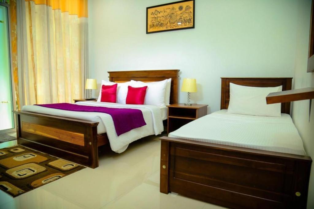 Nelinsa Residence Kandy Bagian luar foto