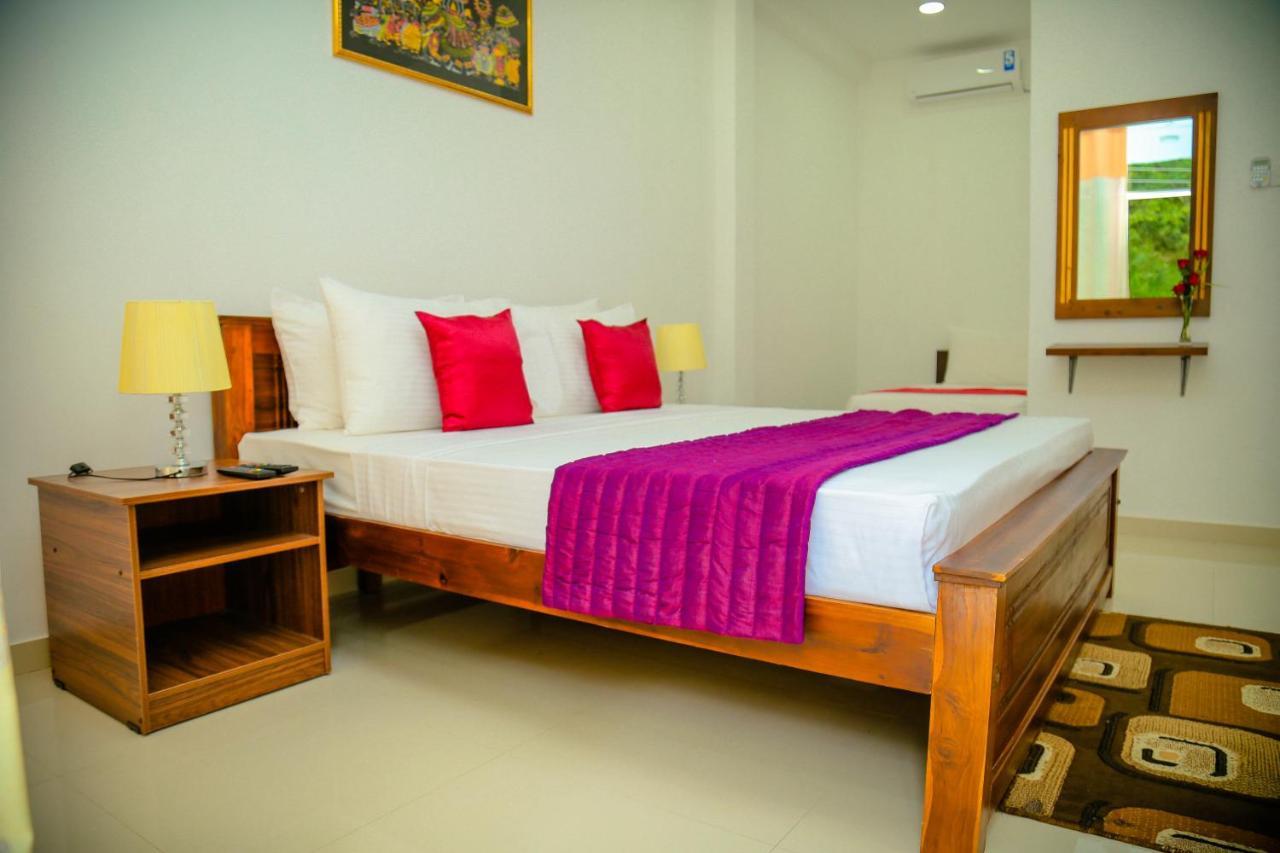 Nelinsa Residence Kandy Bagian luar foto